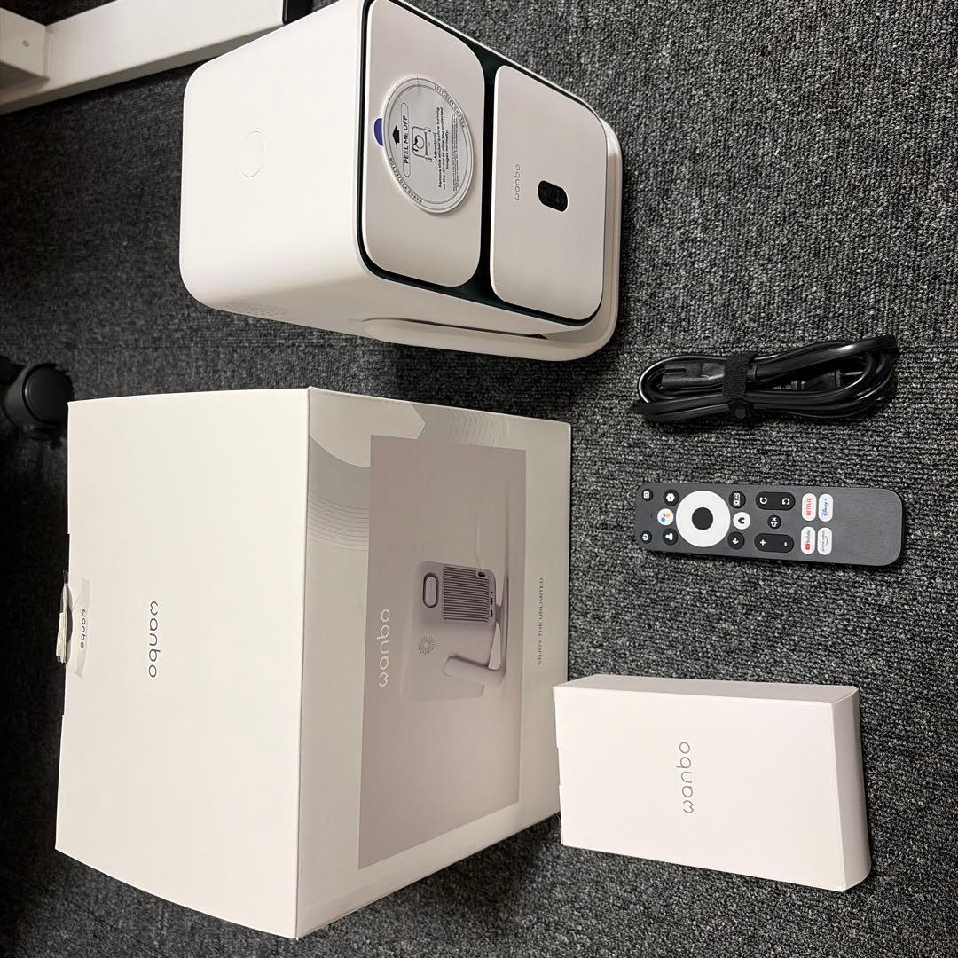 wanbo T2ultraプロジェクター本体 ほぼ新品