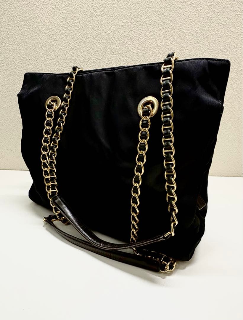 【美品】PRADAチェーン ショルダー トート バッグ ギャランティカード付