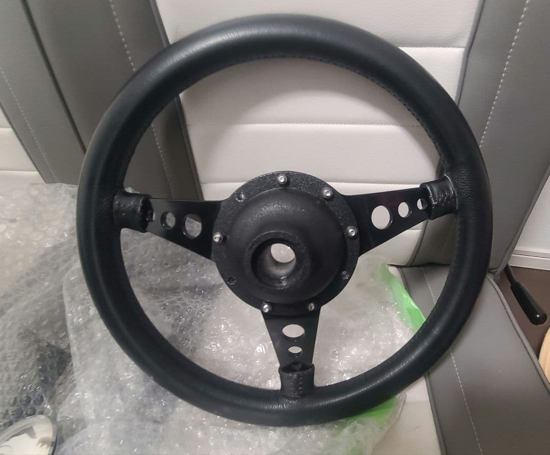 Moto Lita モトリタ ステアリング