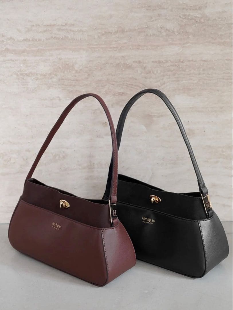 Herlipto Modern Muse Baguette Bag黒