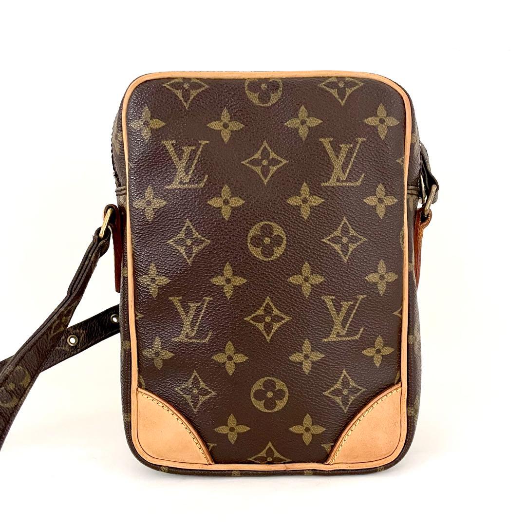 ルイヴィトン ショルダーバッグ モノグラム アマゾン　ポケットベタなし