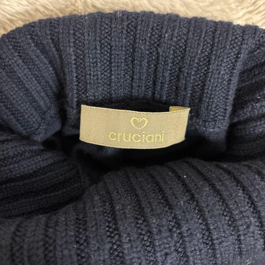【美品】クルチアーニ タートルネックニット