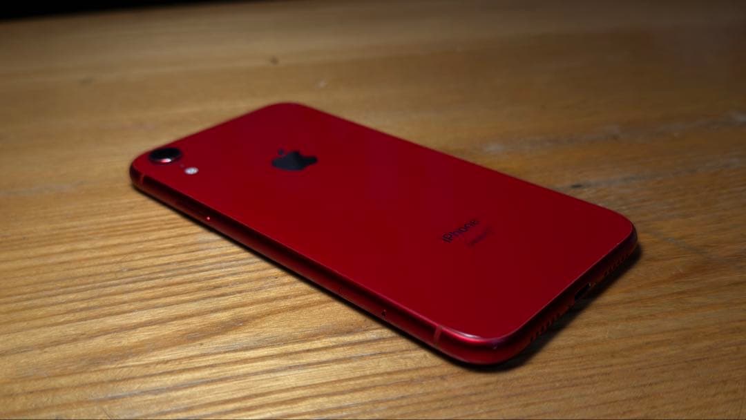 iPhone XR 赤 本体 6.1インチ