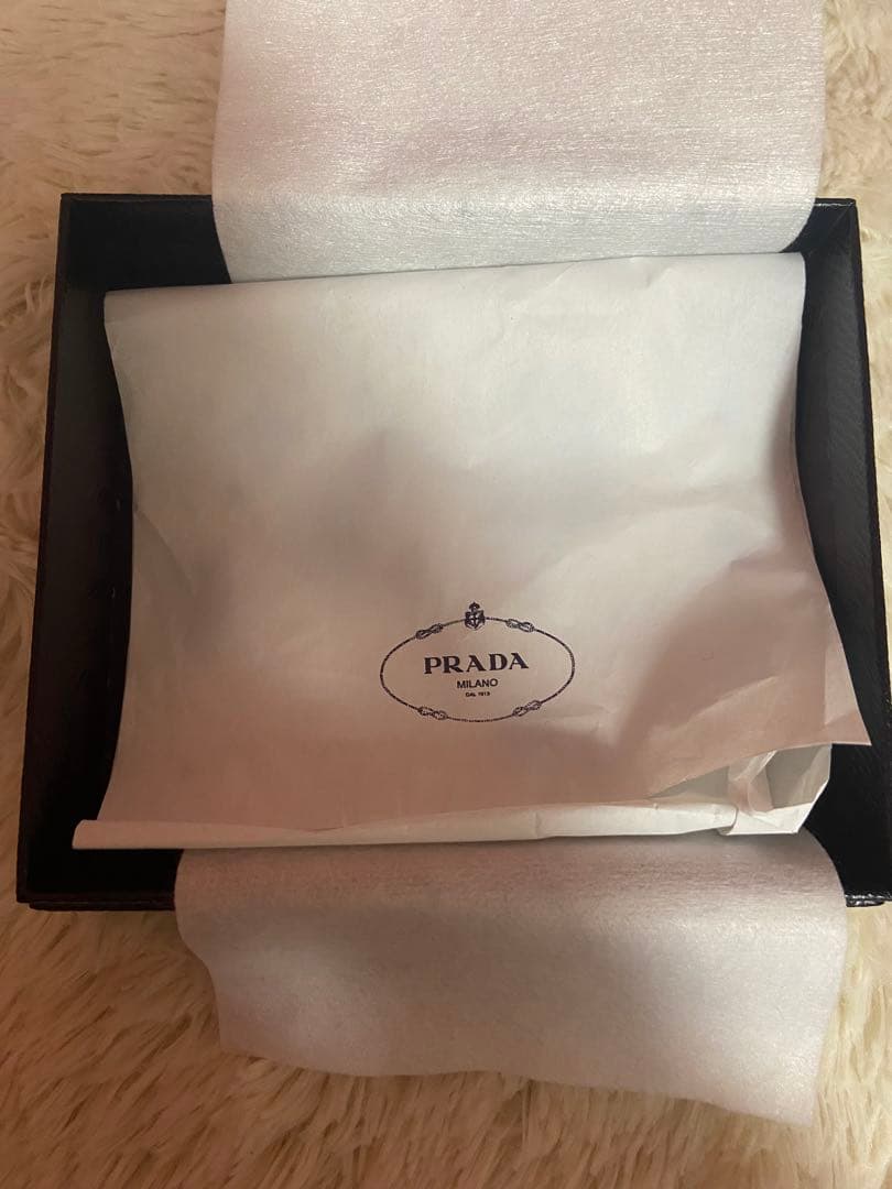 PRADA エドワード キーホルダー 最終値下げ