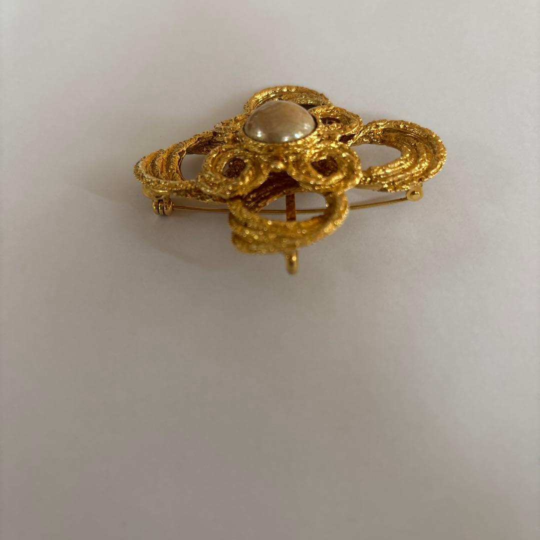 イヴサンローランブローチYves Saint Laurent YSLヴィンテージ