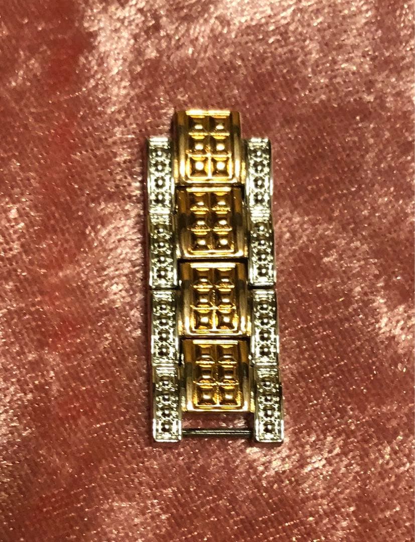 【入手困難】⭐️アンコキーヌ⭐️腕時計⭐️ダイヤモンド風装飾 ゴールドシルバー⭐️