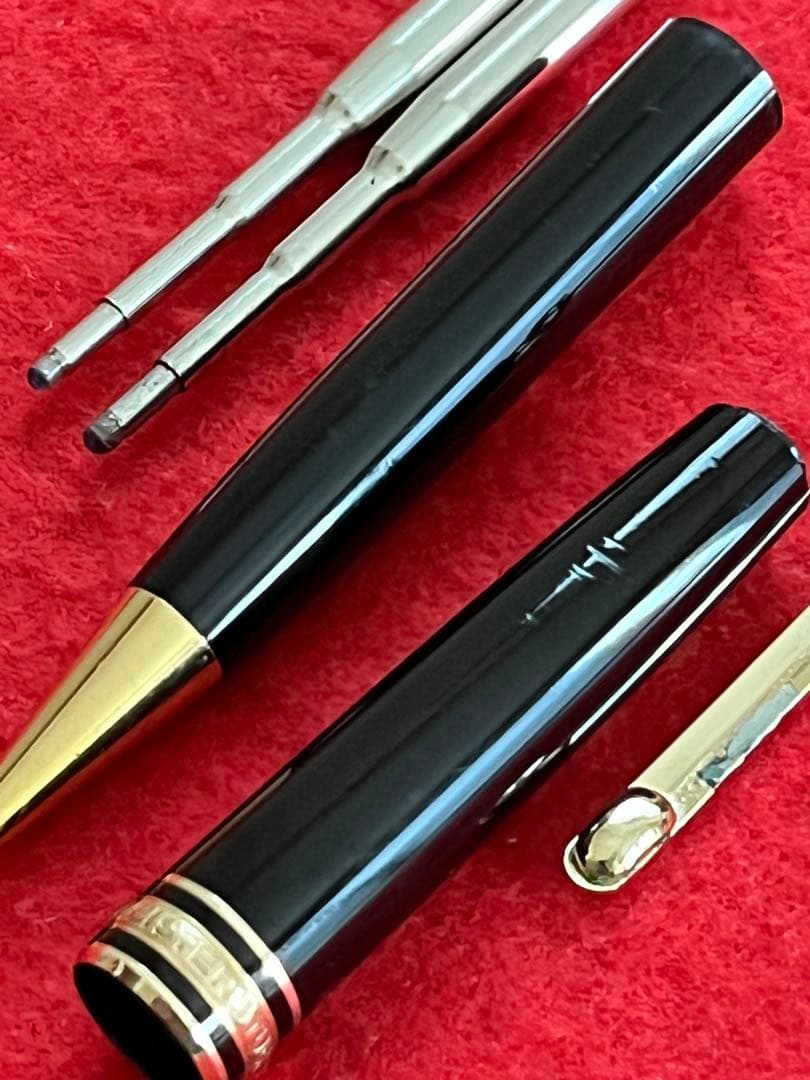 モンブランボールペン マイスターシュテュック 164 リフィル新品＋もう一本付‼️