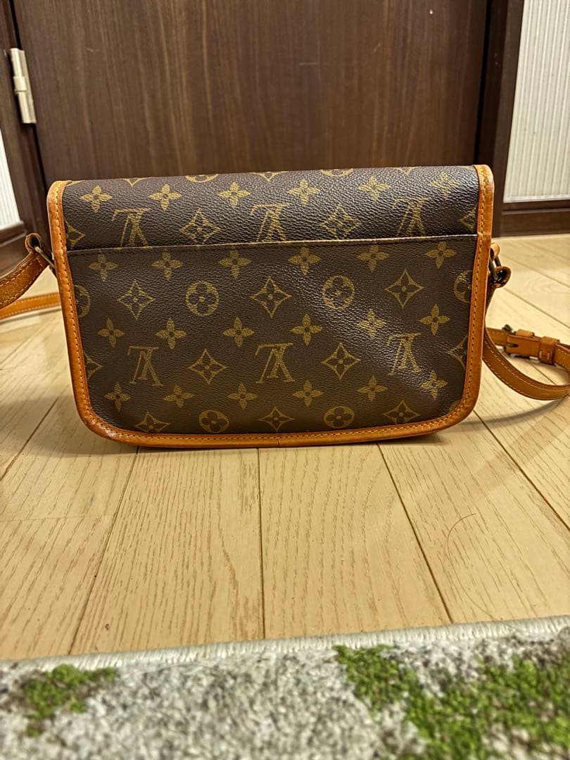 ルイヴィトン モノグラム ジベシエール PM M42248 ショルダーバッグ