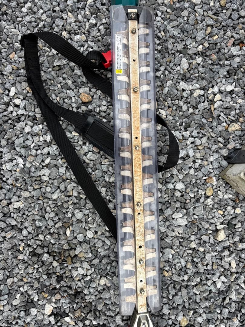 マキタ　Makita 充電式ポールヘッジトリマ MUN501WD