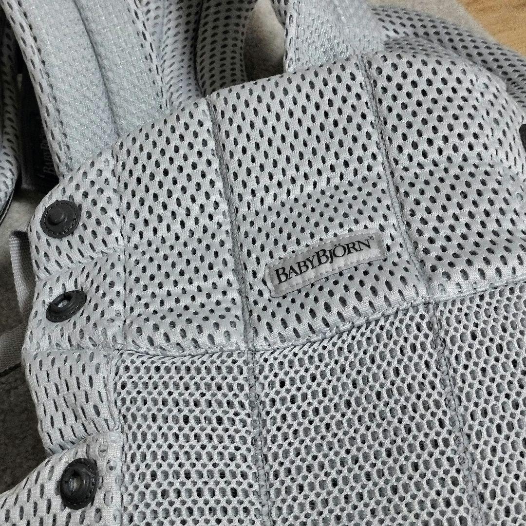 ベビービョルン　抱っこ紐　ハーモニー　グレー