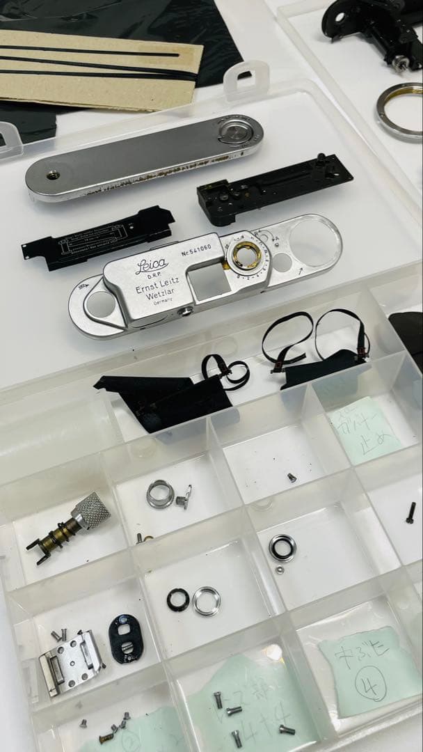 バルナックライカｆⅢ 一台分 分解部品パーツ一式