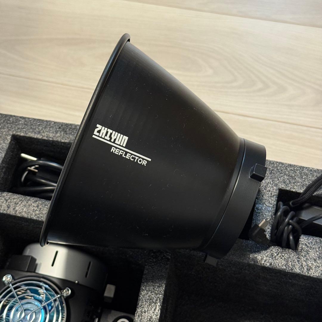 【セット】Zhiyun MOLUS B200 COBライト