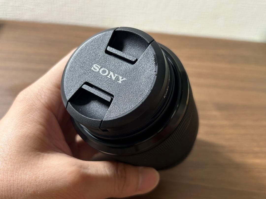 Sony FE 3.5-5.6/28-70 ズームレンズ