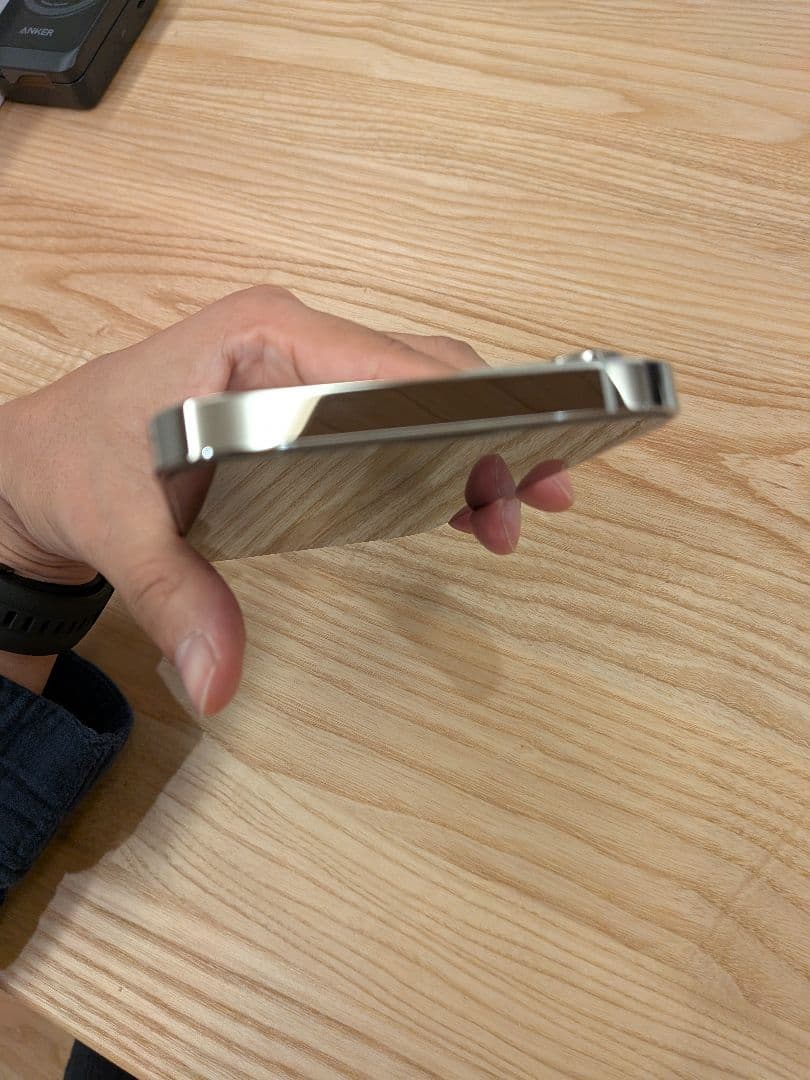 【美品】Apple iPhone 13 Promaxゴールド 256GB 本体