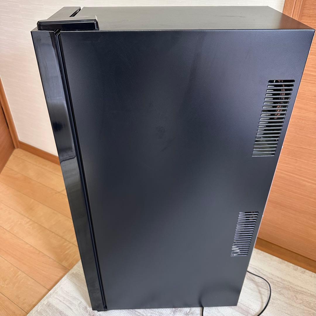アイリスオーヤマ ワインセラー 18本収納 ペルチェ式 PWC-491P-B
