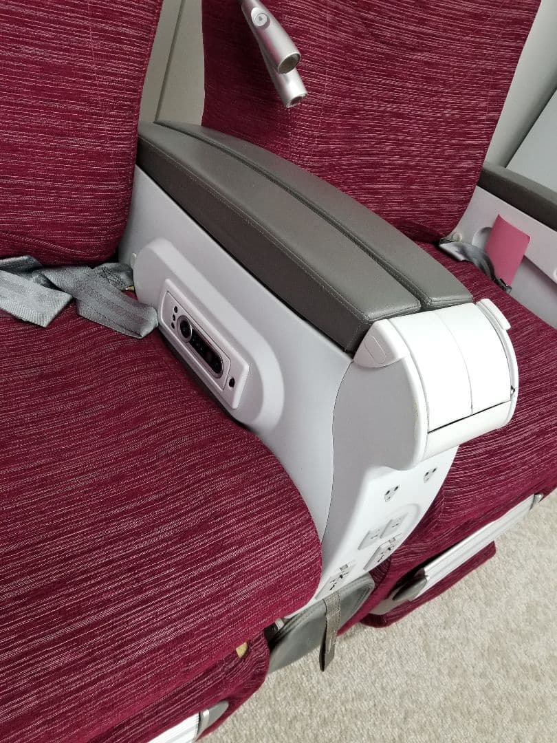 ビジネスクラス座席　カタール航空 A321