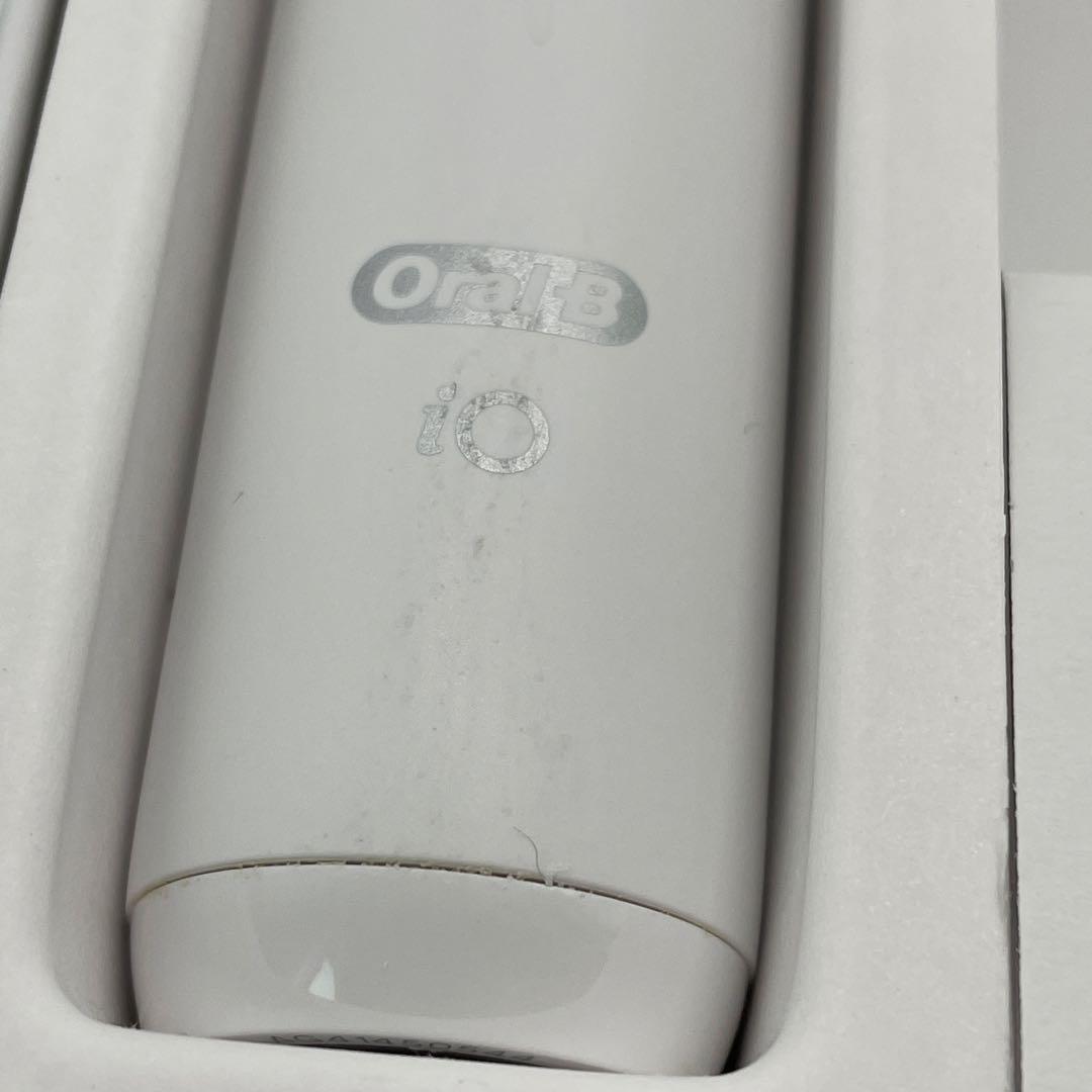 【H41】ブラウン オーラルB iOシリーズ 6 電動歯ブラシ　箱無し