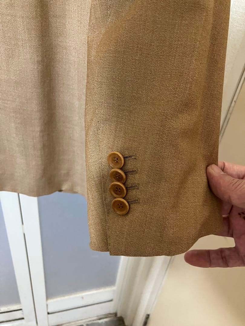 最終値下げ・美品・サルトリア アットリーニ 高級紳士服サンドベージュ柄イタリア製