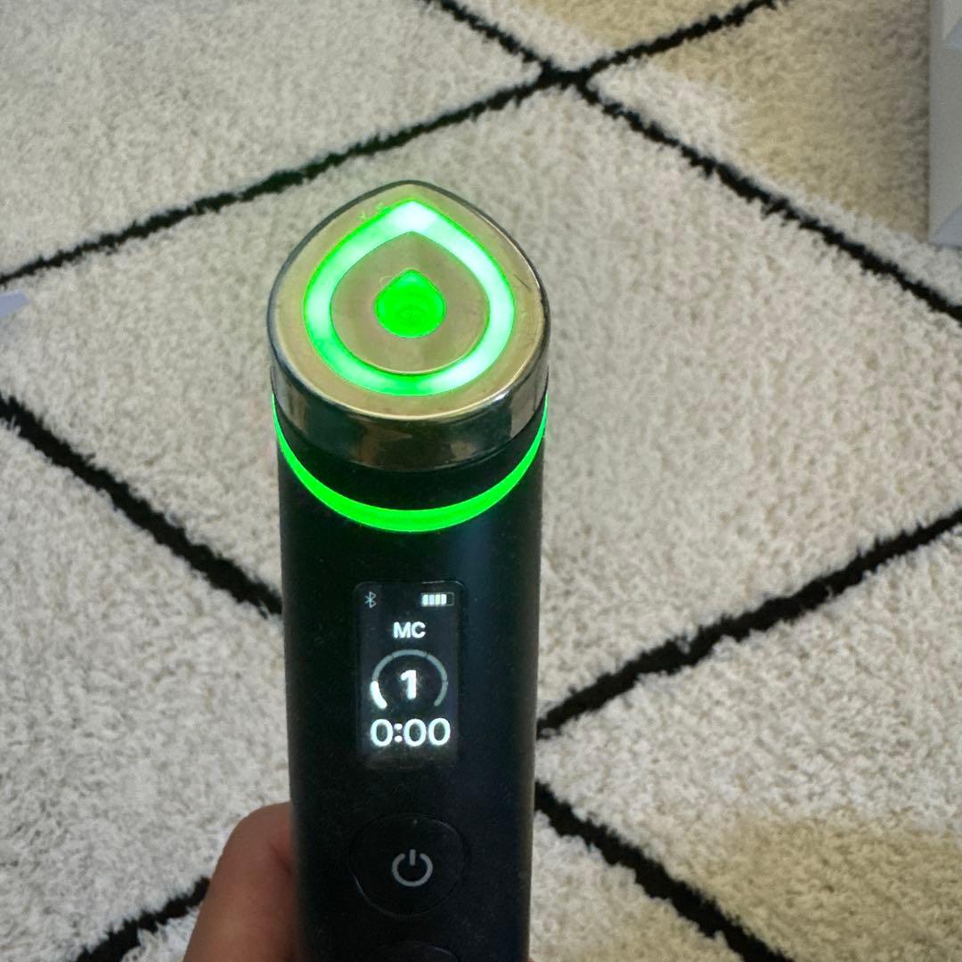 メディキューブブースタープロ美顔器