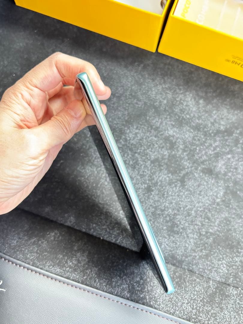 POCO M8 5Gスマートフォン グローバル版 グリーン