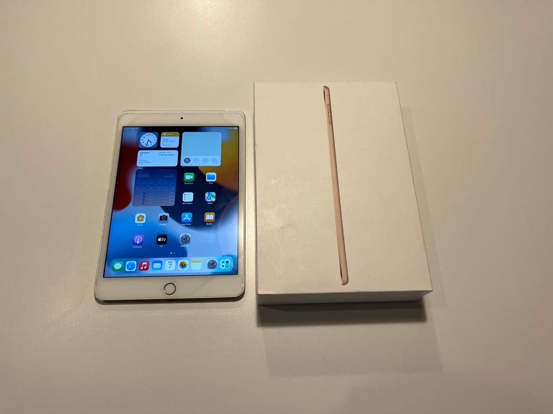 iPad mini 4 128GB セルラー（SIMフリー）ピンクゴールド