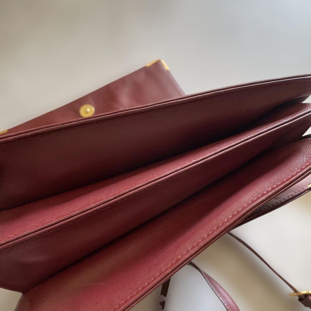 カルティエ　レザー ショルダーバッグ