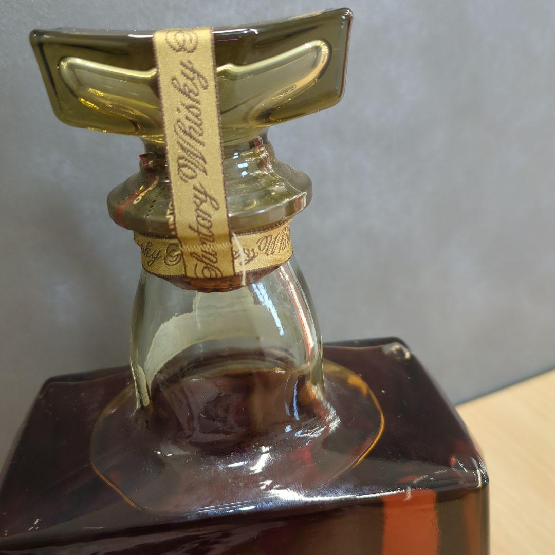 未開封　サントリー　ウイスキー　ロ－ヤル15年（ゴールドラベル）