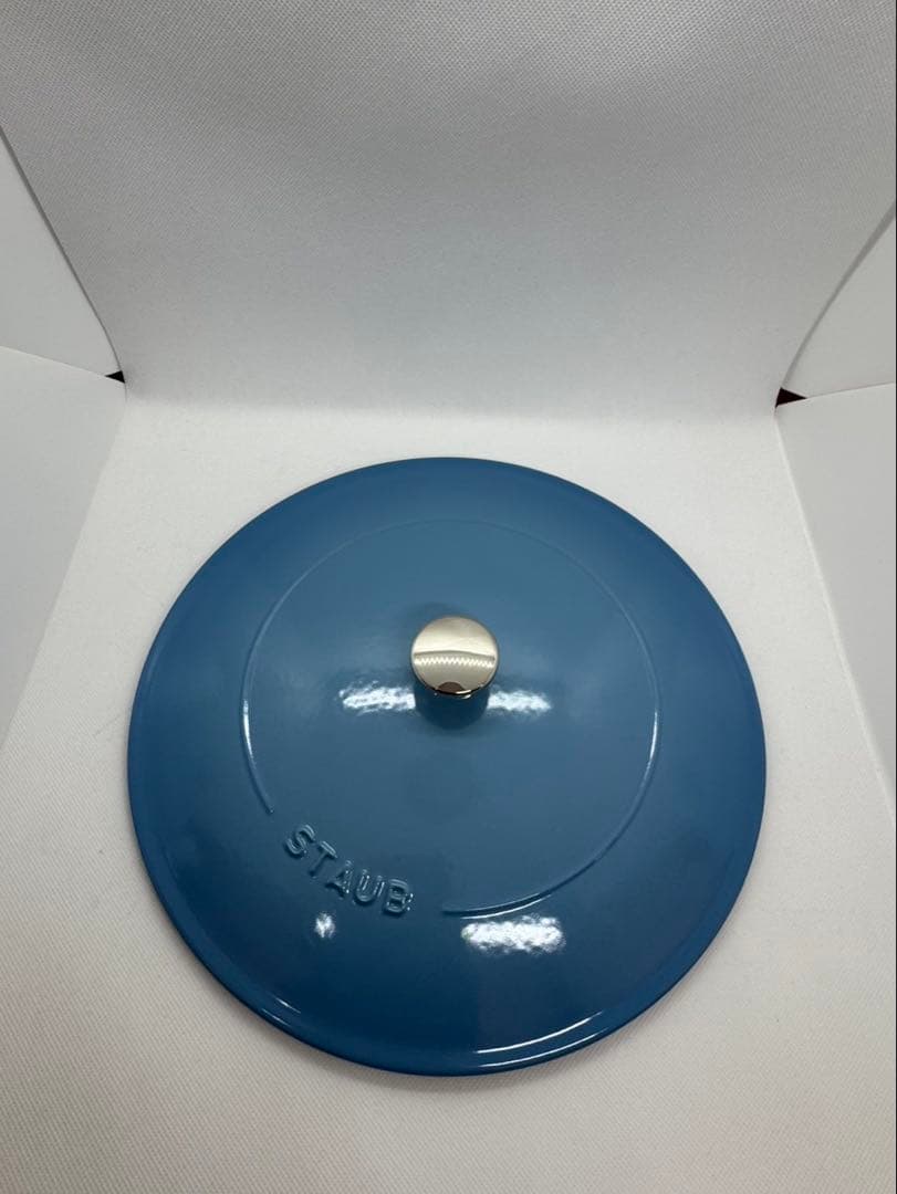 ストウブ　限定カラー　サックスブルー　ブレイザー28