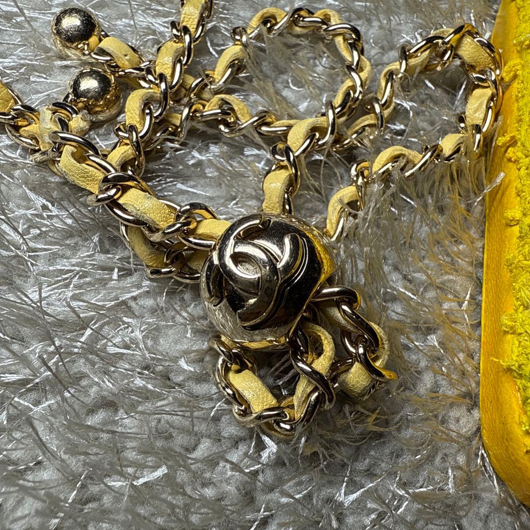 CHANEL イエロー ツイード iPhone12ケース