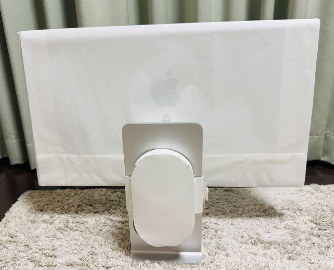 【美品】Studio Display 標準ガラス 傾きと高さを調整できるスタンド