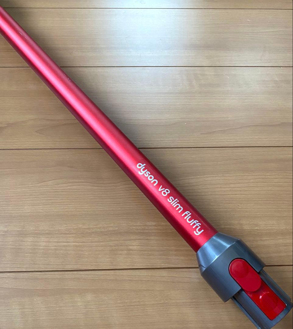 Dyson V8 コードレス掃除機 各種アタッチメント付き ジャンク品