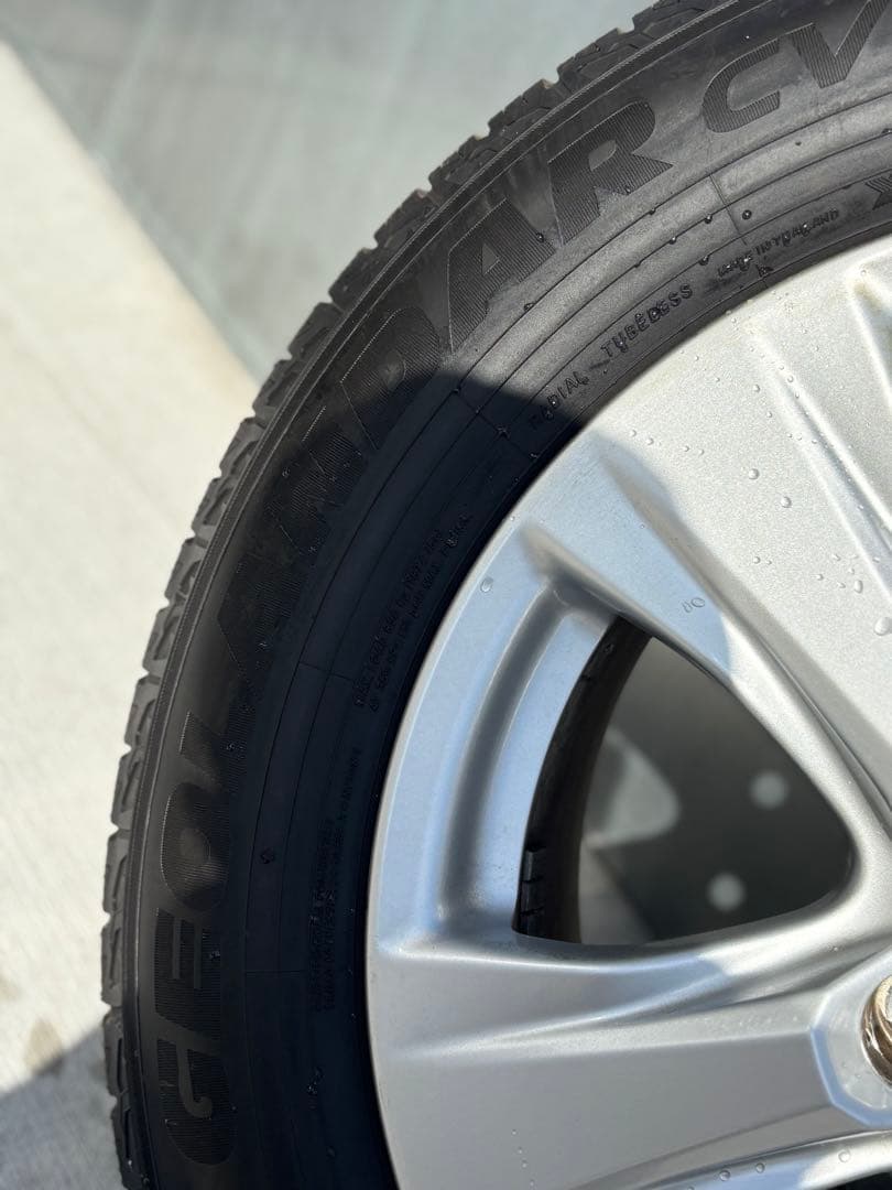 美品　トヨタRav4 純正ホイールタイヤ4本セット