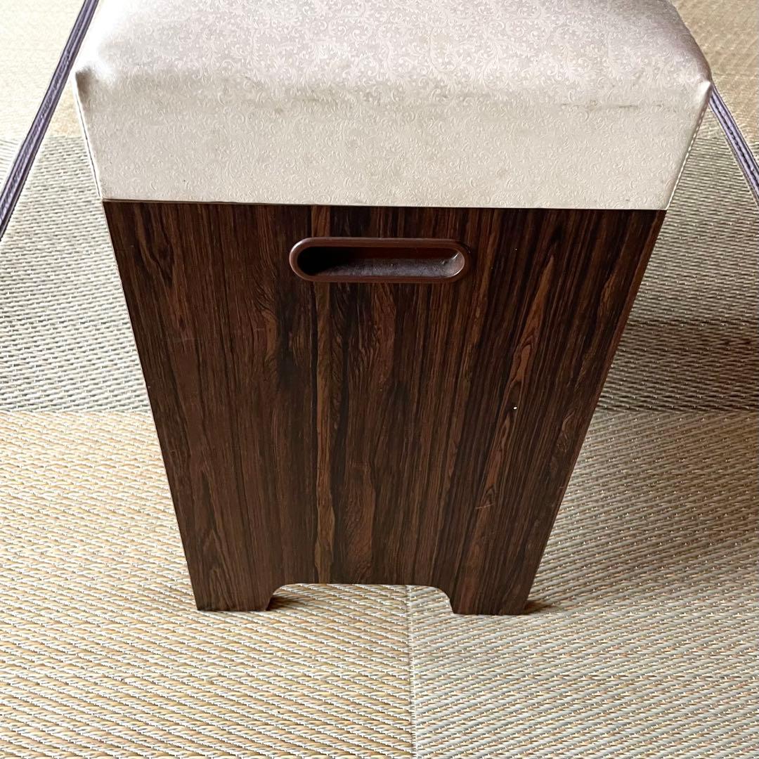 ◆昭和レトロ 収納付きスツール 小型椅子 木材 革張り ペイズリー柄 ゴールド②