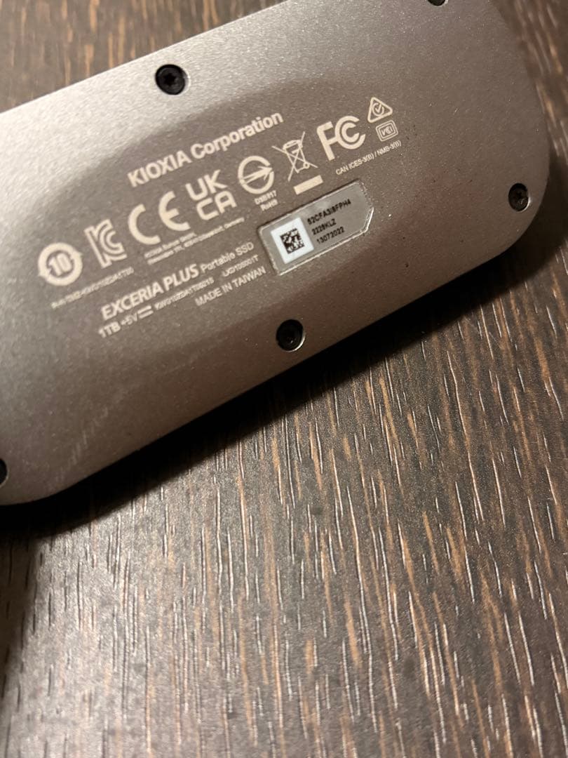 KIOXIA EXCERIA PLUS ポータブルSSD 1TB