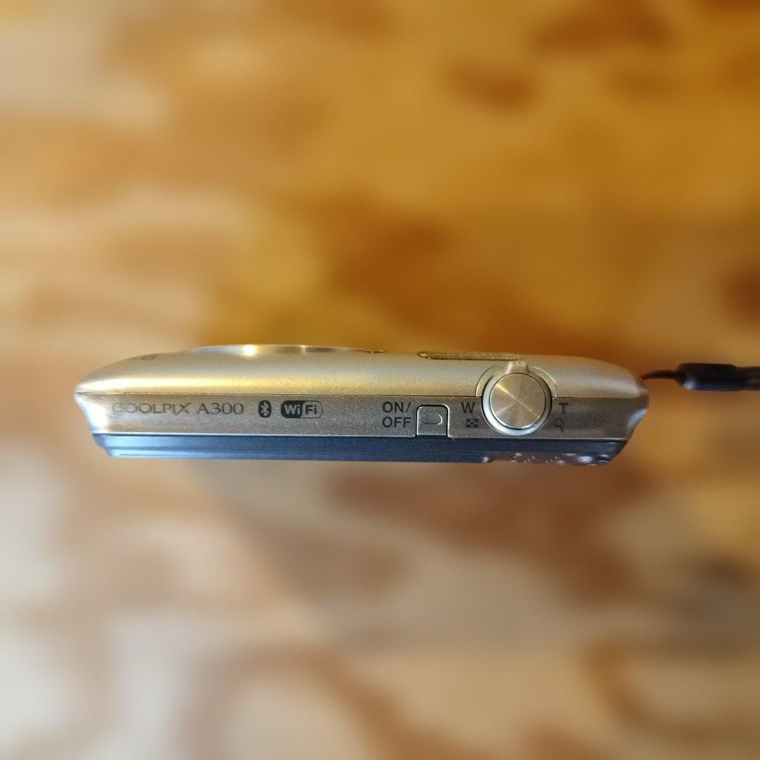 Nikon COOLPIX A300 デジタルカメラ 8倍ズーム