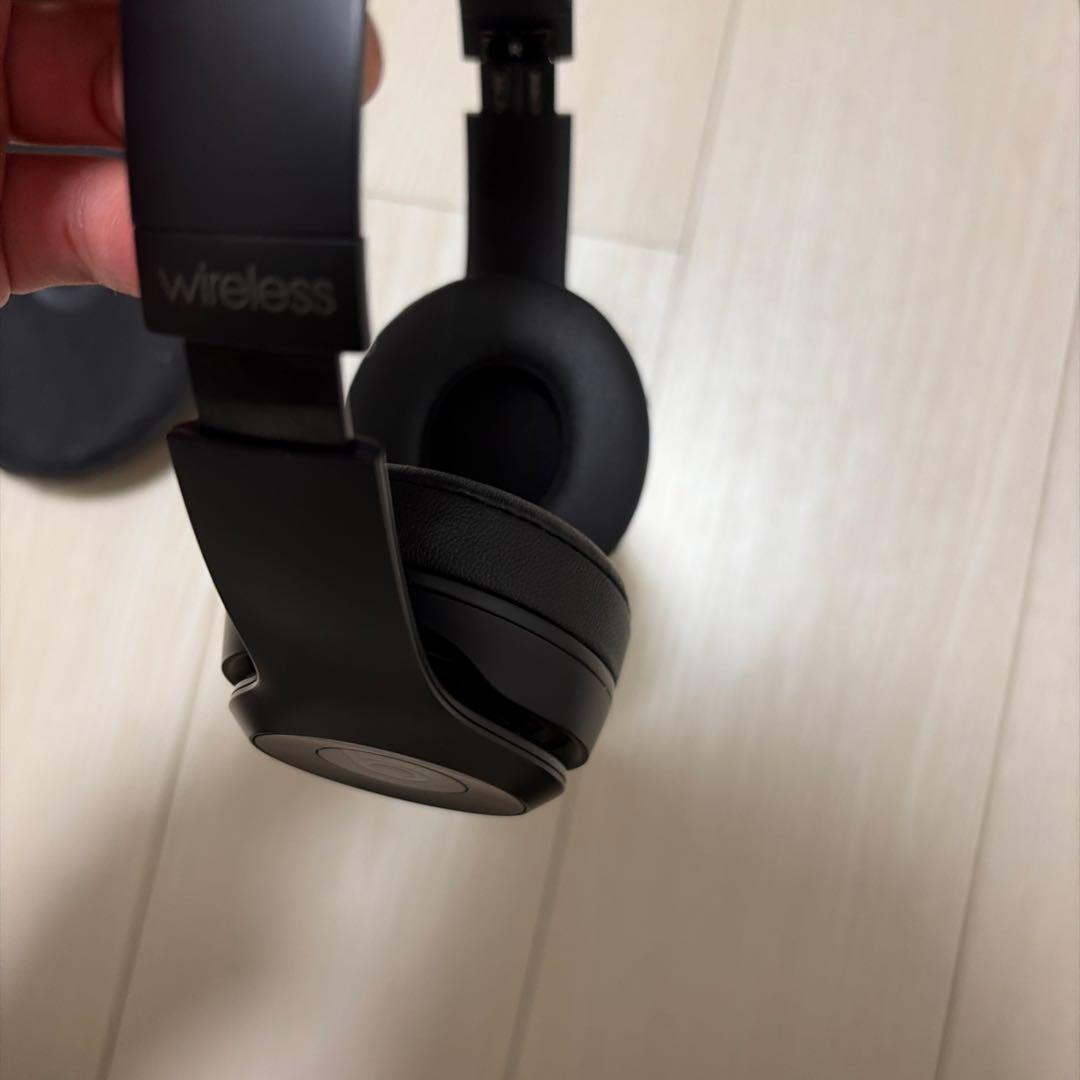 Beats ワイヤレスヘッドセット ブラック