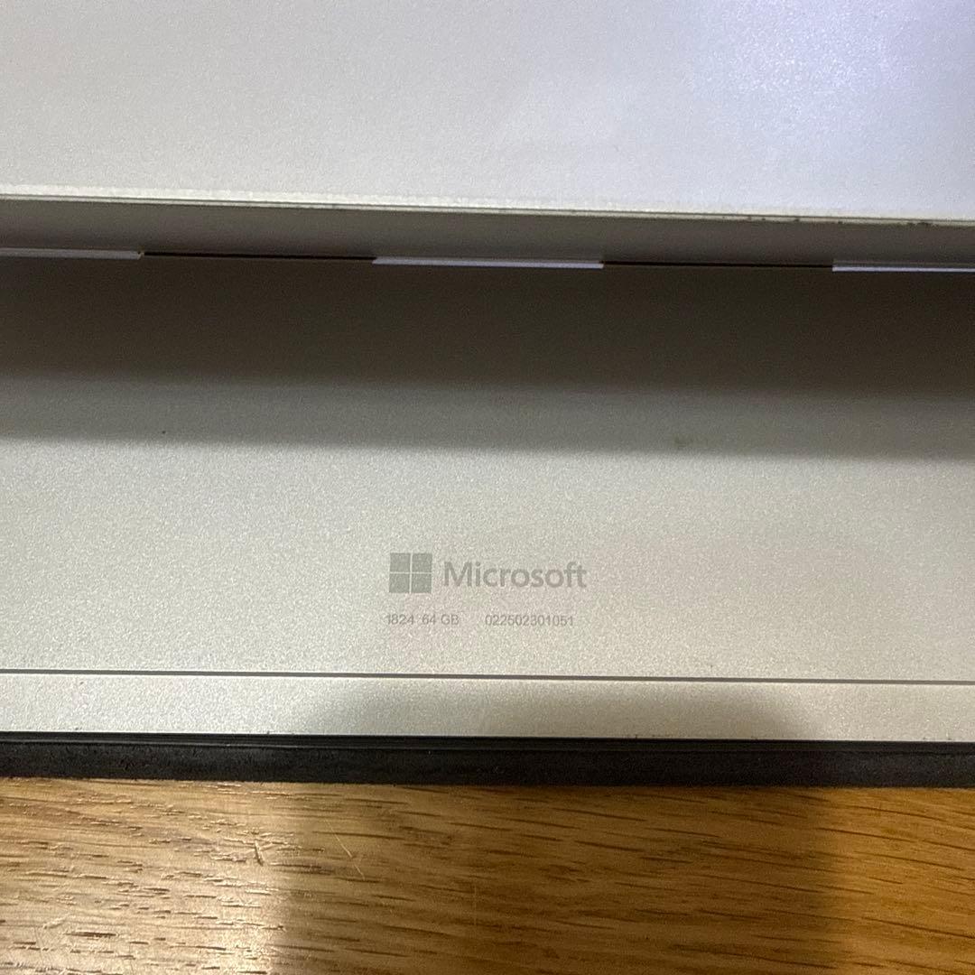surface go 初代　64GB 訳あり