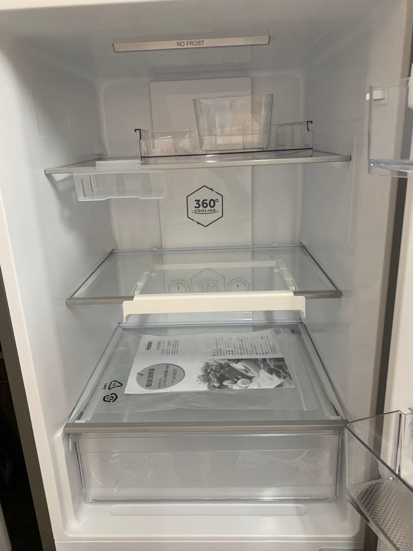 j136 東京神奈川埼玉　送料無料！ Haier 冷蔵庫 201L 2ドア