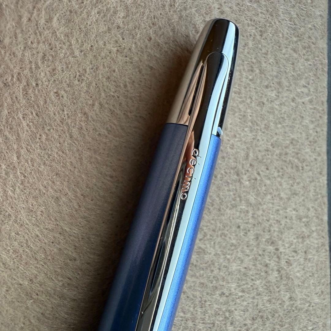 パイロットキャップレス・デシモ・ライトブルー・F細字