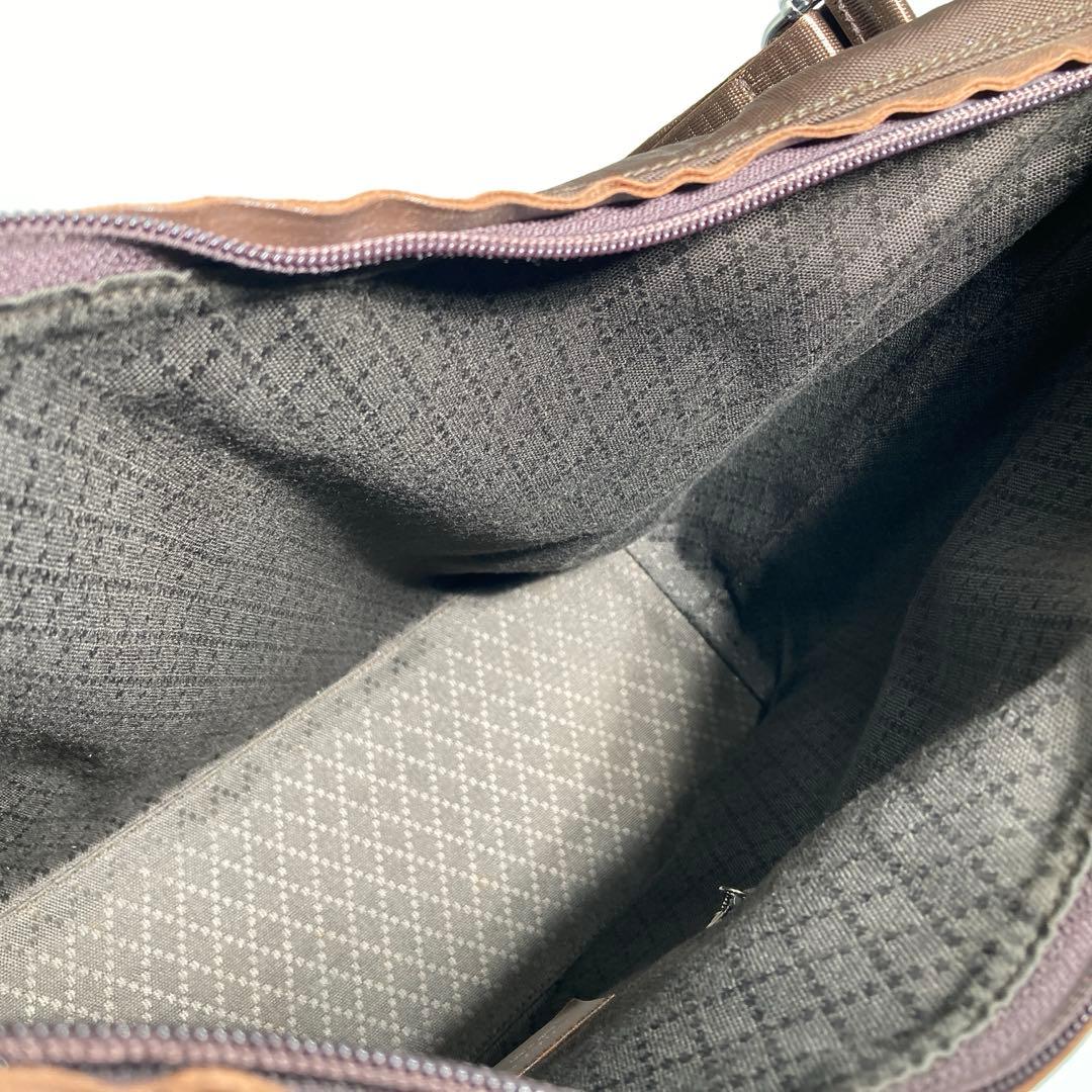 GUCCI グッチ ショルダーバッグ ブラウン ナイロン イタリア製