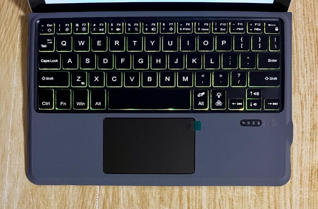 高速・軽量・高性能 Surface Go LTE 8GB・128GB SSD