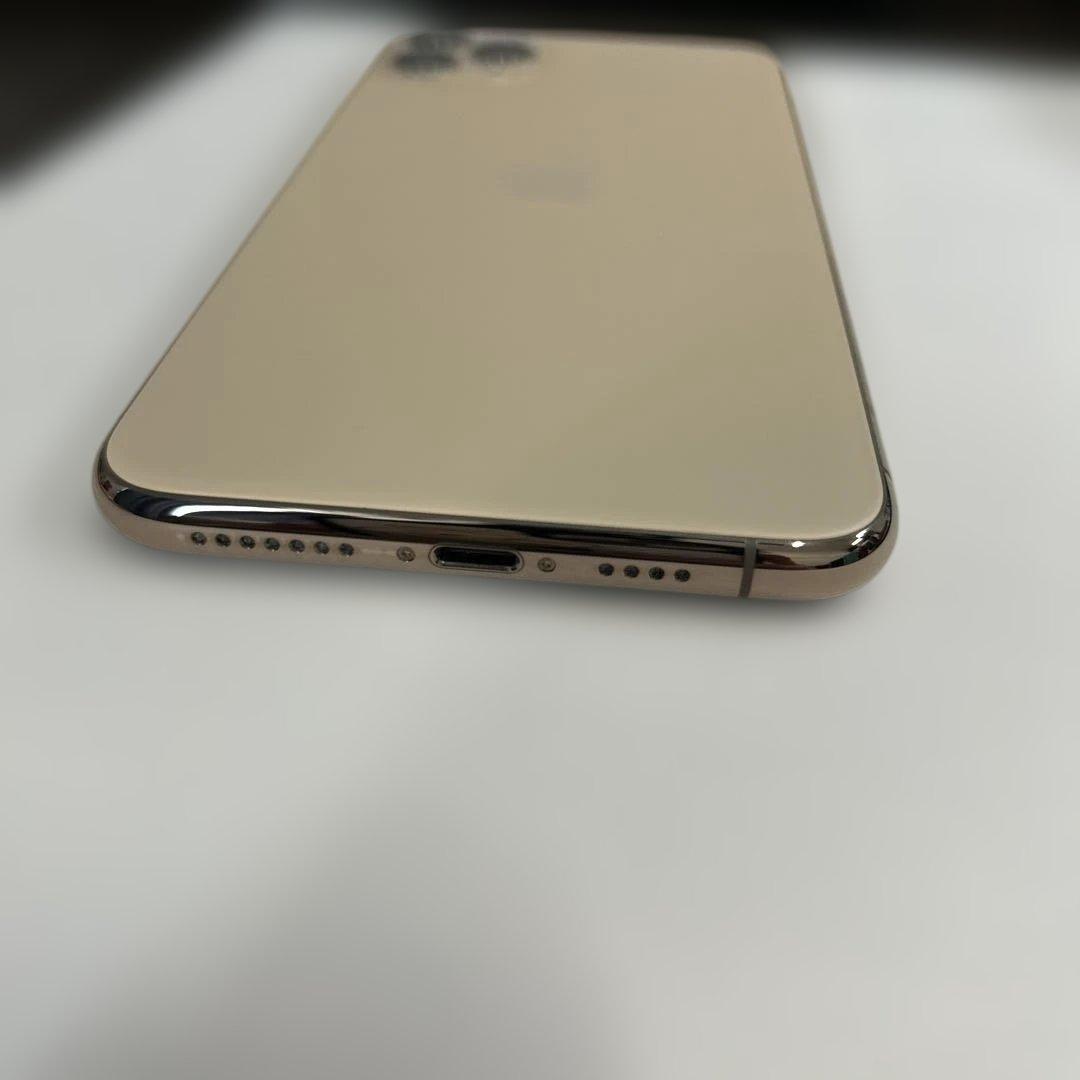 iPhone 11 Pro Max ゴールド SIMフリー　 バッテリー95%