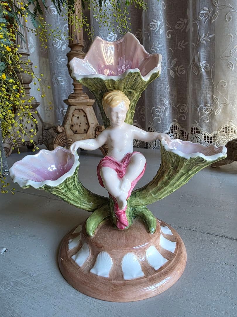  ウェッジウッド フラワーベース 花器 花瓶 フィギュリン