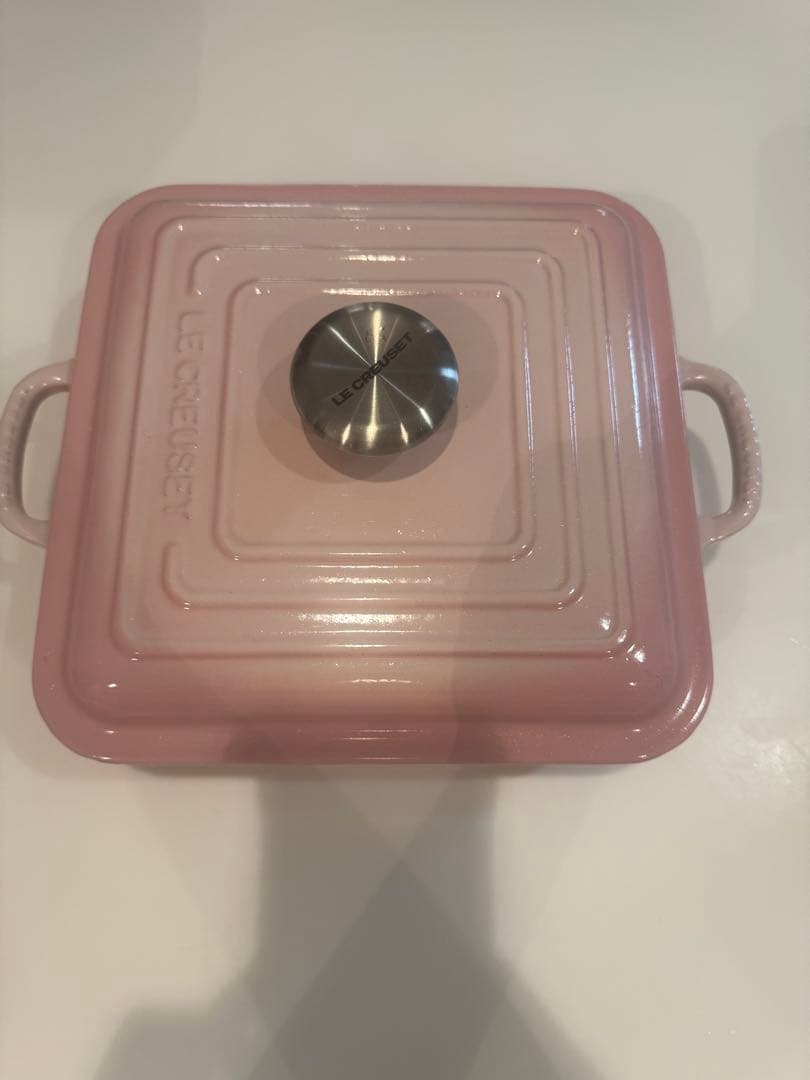 LE CREUSET 鋳鉄製 両手鍋 ピンク 約24cm