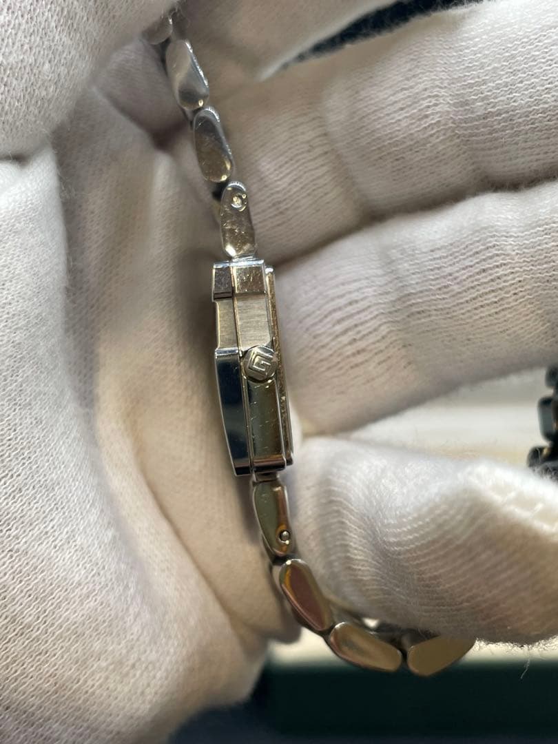 GUCCI シルバー ステンレススチール 時計