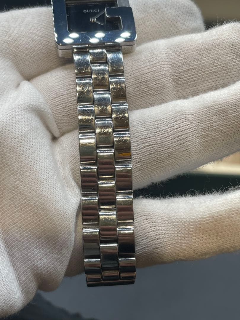 GUCCI シルバー ステンレススチール 時計