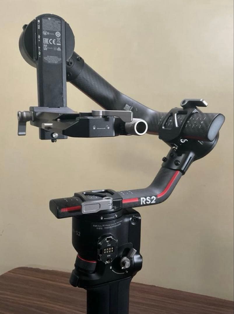 DJI RS2 PRO（カメラスタビライザー）
