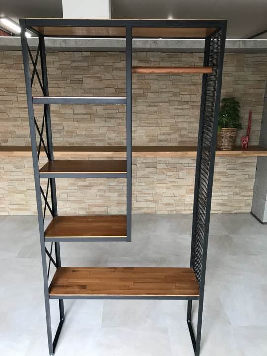 アイアンシェルフ