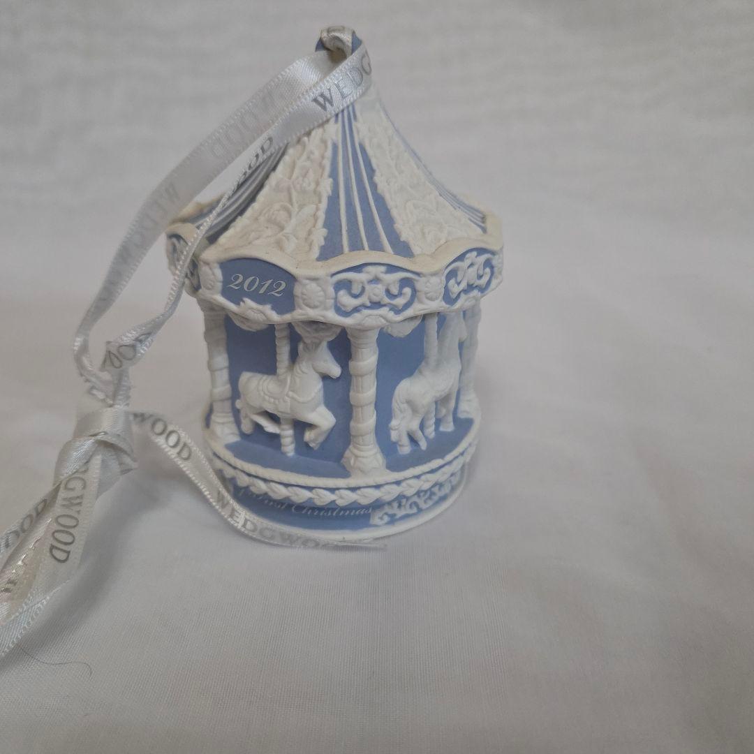 ウェッジウッド　ホリディオーナメント　メリーゴーランド　ブルー