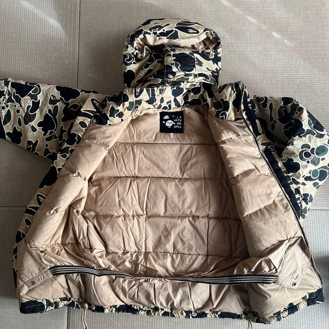 A BATHING APE迷彩柄フード付きダウンジャケット　メンズ　S
